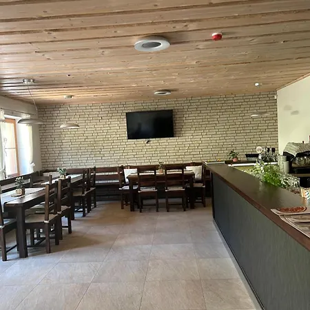 Zemanov Dvor 招待所 3*