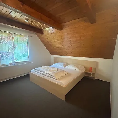 Vendégház Zemanov Dvor 3*