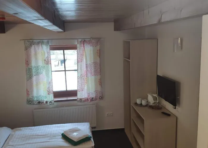 Zemanov Dvor 3*